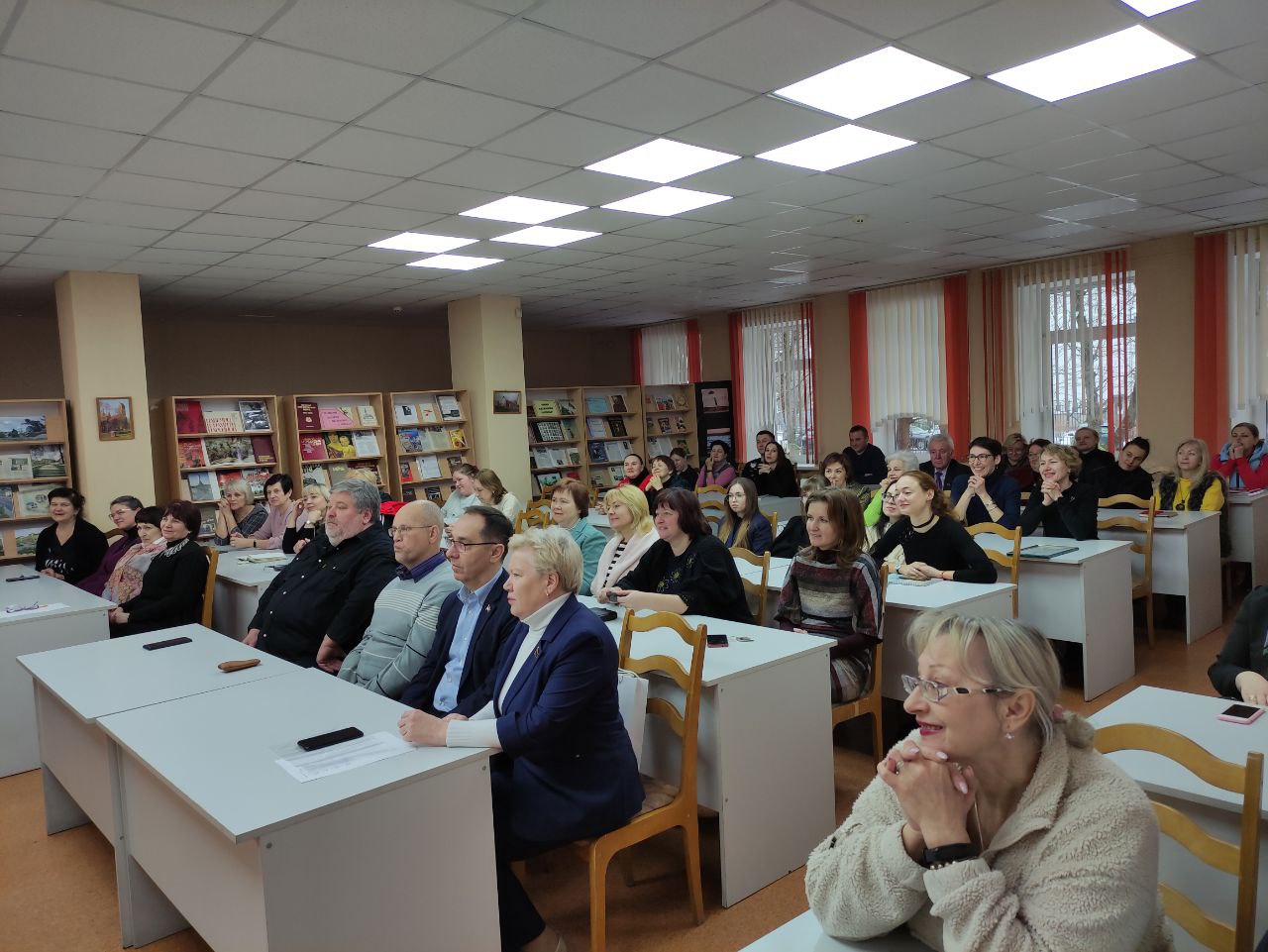 Вручение партийных билетов